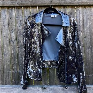 Melrose & Market Silver/Gray Velvet Jacket